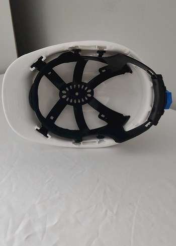 Beyaz Plastik Motosiklet Kaskı - Görsel 6