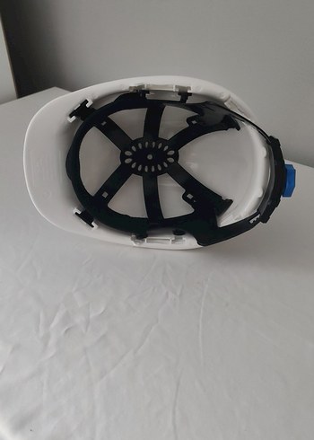 Beyaz Plastik Motosiklet Kaskı - Görsel 15