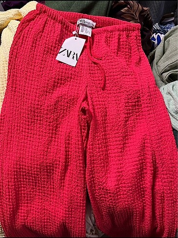 Zara Pantolon