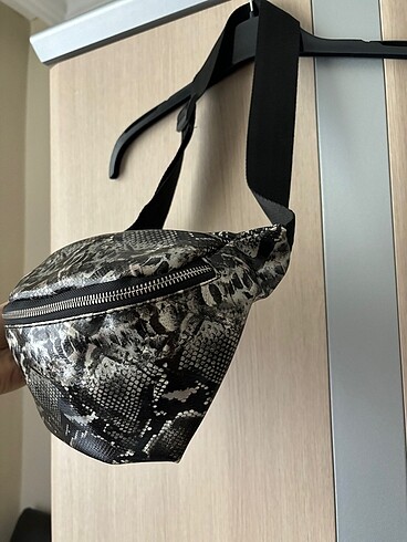 Yılan derisi çanta - Görsel 3