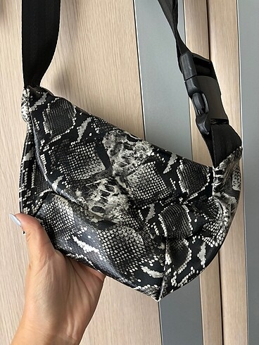 Yılan derisi çanta - Görsel 4