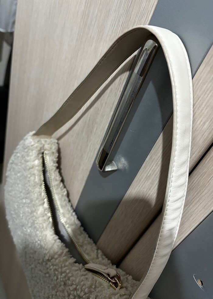 H&M Peluş KolÇantası - Görsel 4