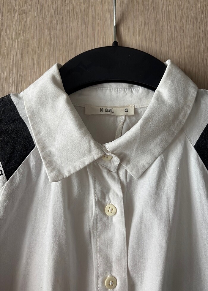 Beyaz pamuklu gömlek - Görsel 2