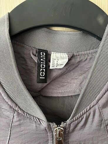 H&M Mevsimlik fermuarlı üst