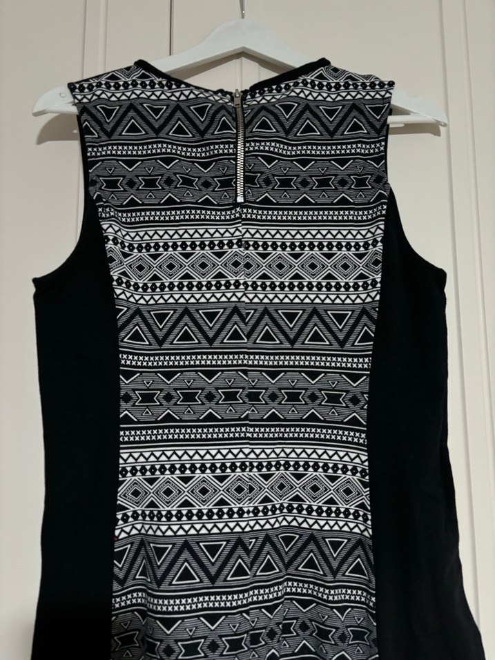 Desenli Siyah Örme Mini Elbise - Görsel 4