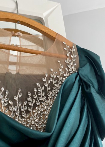 Turkuaz Drapeli İşlemeli Uzun Elbise - Görsel 5