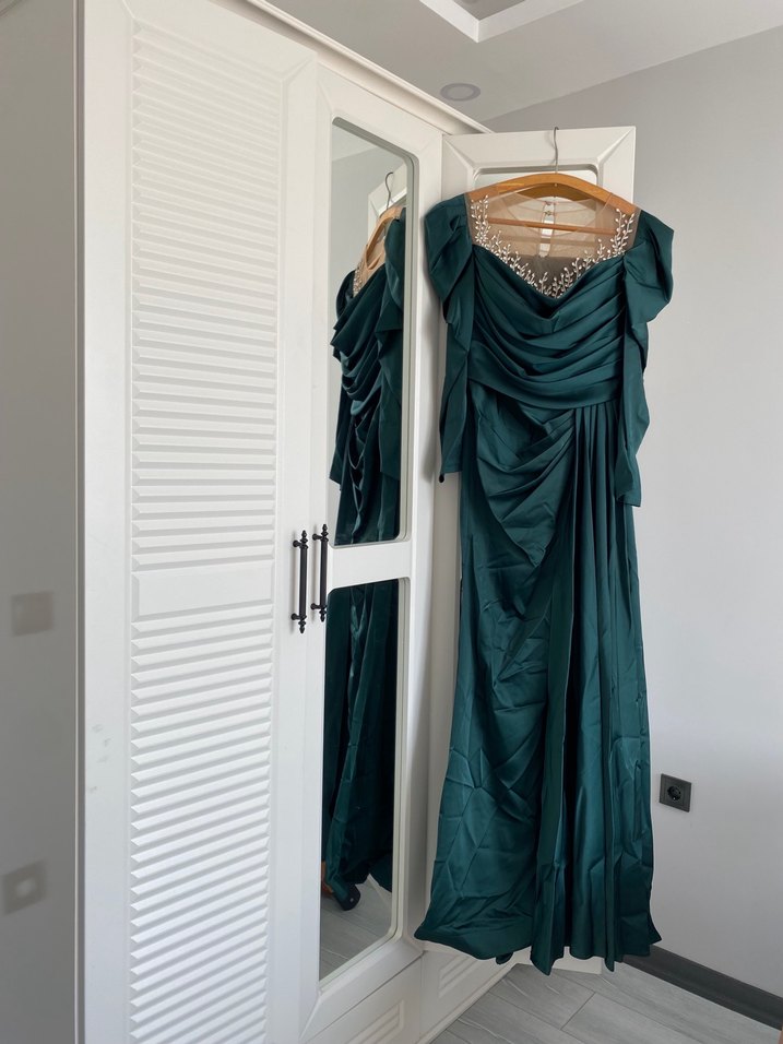 Turkuaz Drapeli İşlemeli Uzun Elbise - Görsel 2