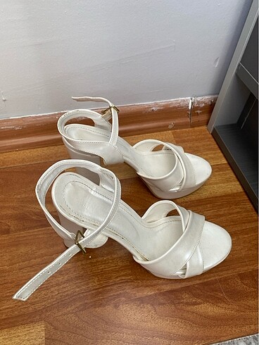 Gelin ayakkabısı - Görsel 2