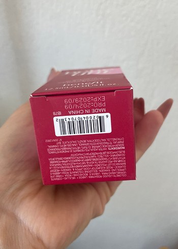 Benefit Benefit Benetint Gül Rengi Parlak Allık 12.5ml