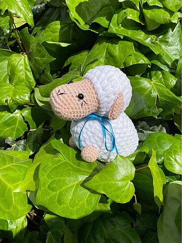 Amigurumi Kuzu Oyuncak