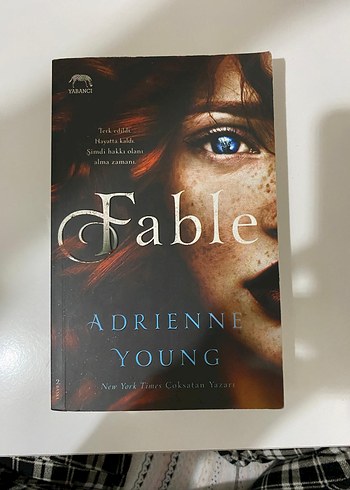 Fable - Adrienne Young