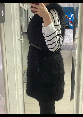 Siyah Kürk Detaylı Midi Kadın Yelek - Görsel 4