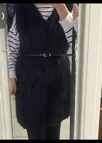 Siyah Kürk Detaylı Midi Kadın Yelek - Görsel 3