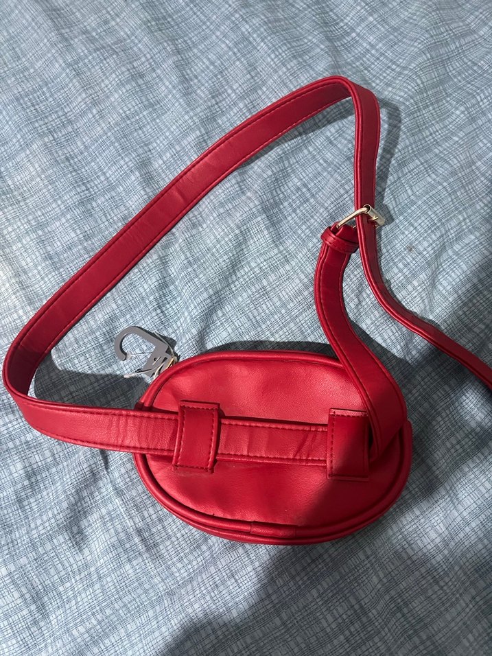 Kırmızı Deri Bel Çantası - Görsel 2