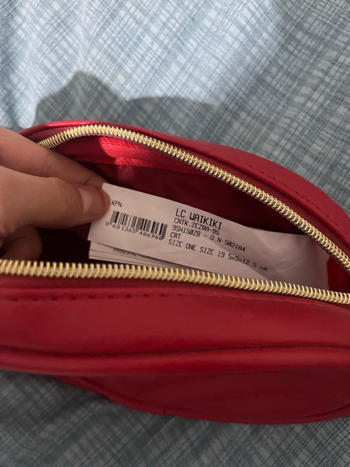 Kırmızı Deri Bel Çantası - Görsel 3