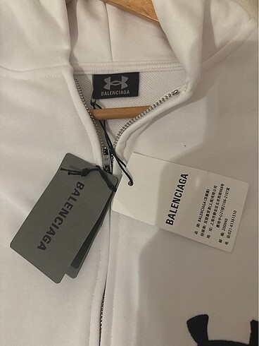 s/m Beden beyaz Renk Balenciaga x Under Armour Kapüşonlu