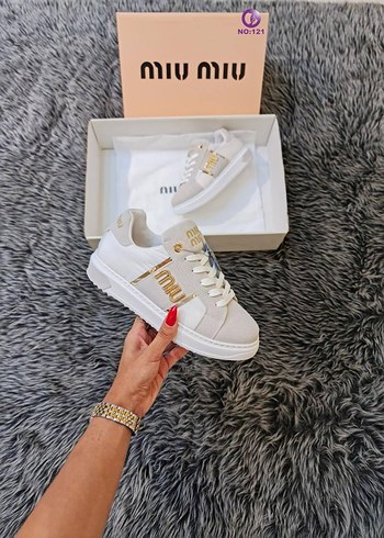 Miu Miu yeni model