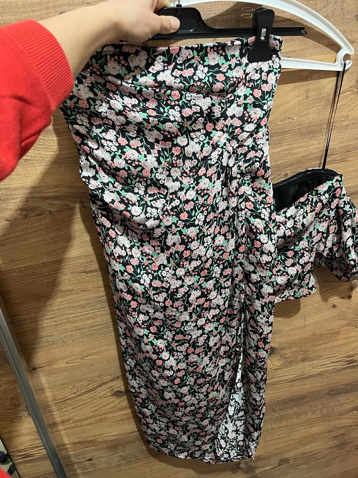 Çiçek Desenli Mini Straplez Tulum - Görsel 3