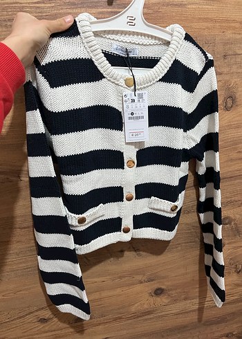 Kadın Beyaz Gri Zebra Desenli Örgü Kazak - Görsel 3