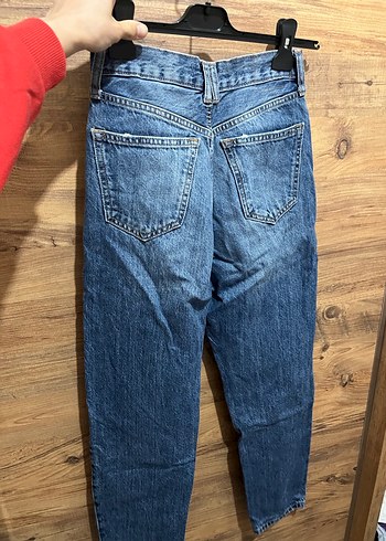 Kadın Mavi Bol Kesim Midi Kot Pantolon - Görsel 4