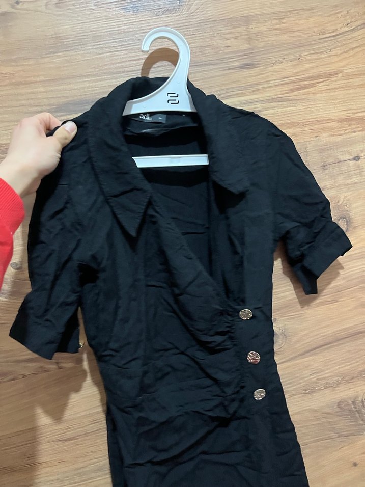 Düğmeli Siyah Keten Uzun Elbise - Görsel 2