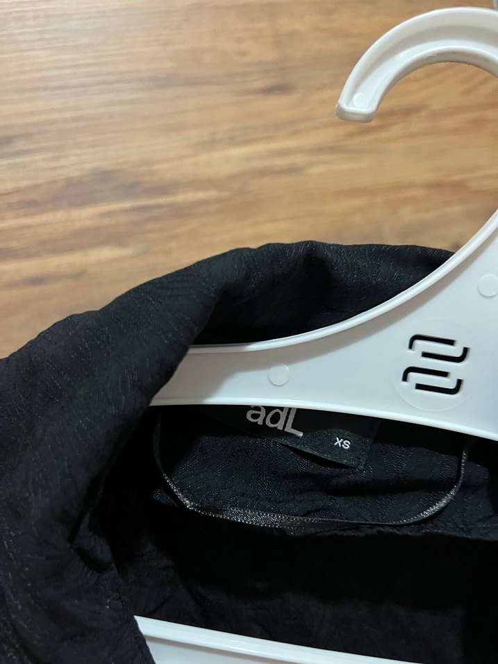 Düğmeli Siyah Keten Uzun Elbise - Görsel 3