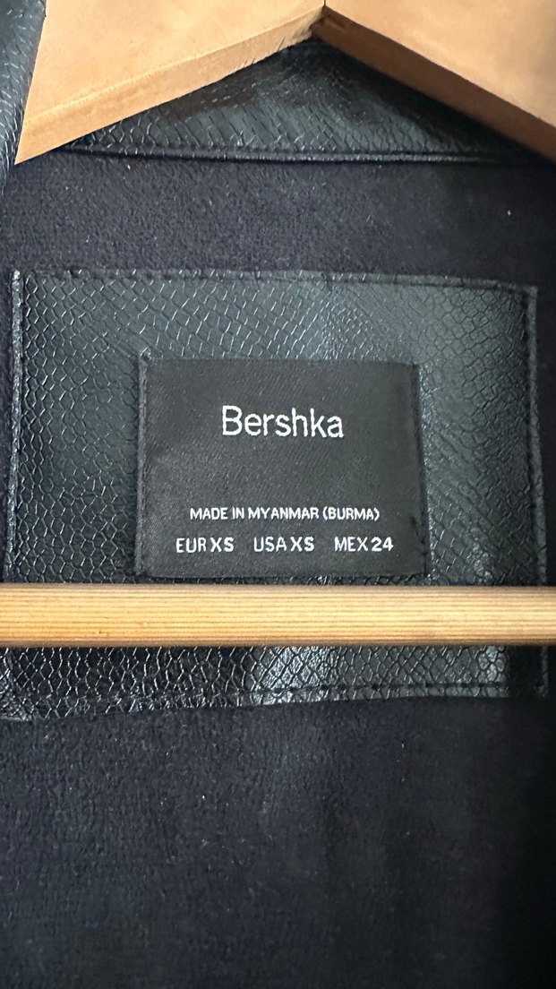 Kadın Siyah Kemerli Deri Ceket - Görsel 3