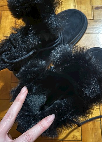 Siyah Süet Kürklü Kadın Kar Botu - Görsel 5