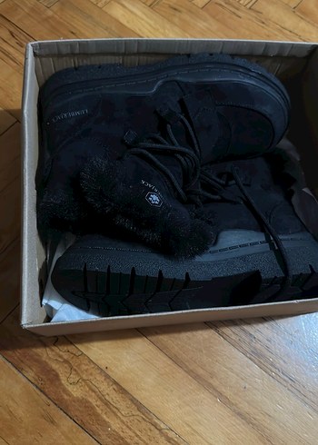 Siyah Süet Kürklü Kadın Kar Botu - Görsel 7