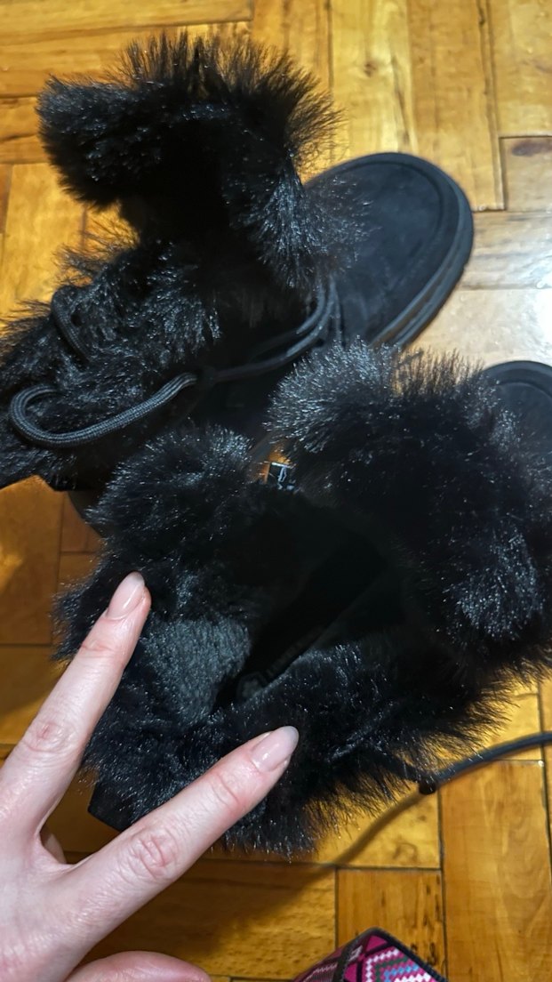 Siyah Süet Kürklü Kadın Kar Botu - Görsel 5