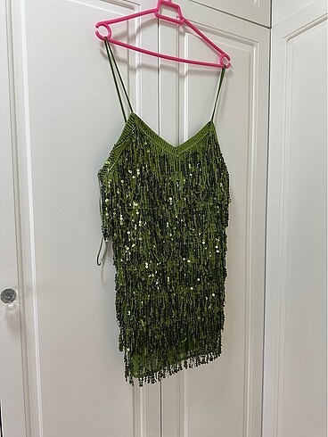 Pull and Bear Yeşil pullu mini elbise