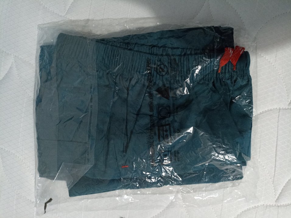 Koyu Yeşil Baskılı Hemşire forması - Görsel 2