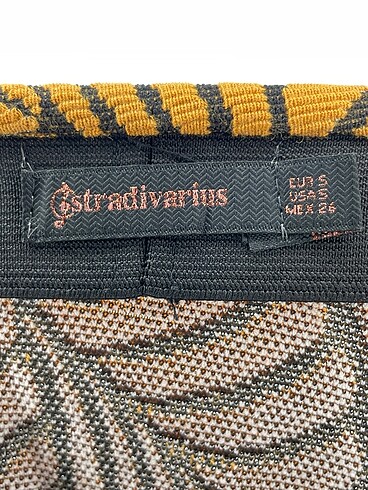s Beden çeşitli Renk Stradivarius Mini Etek %70 İndirimli.