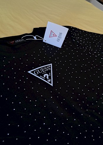 Guess Siyah Baskılı Tişört