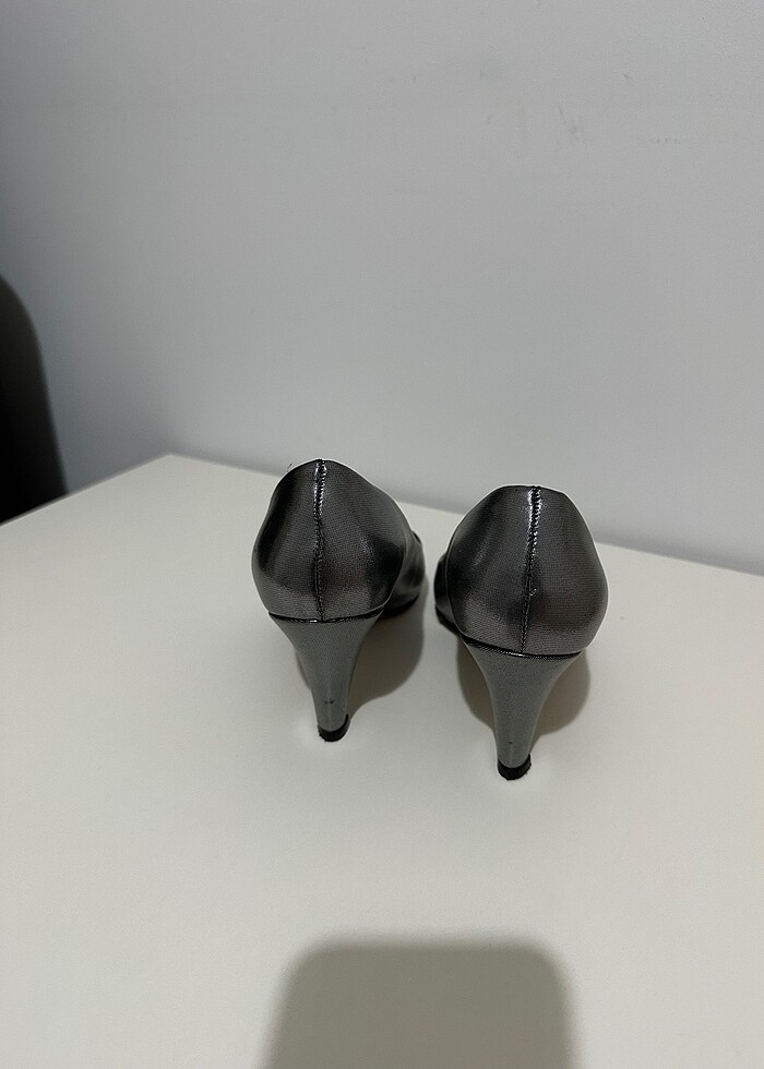 Antrasit topuklu ayakkabı - Görsel 5