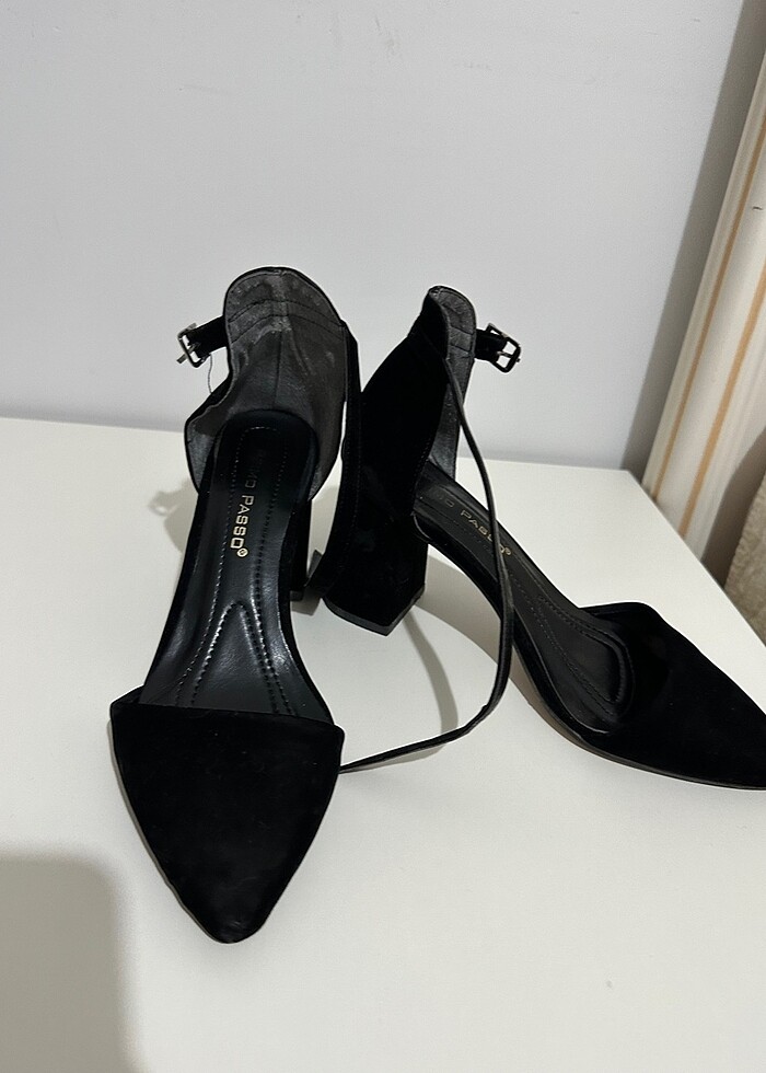 Topuklu ayakkabı - Görsel 2