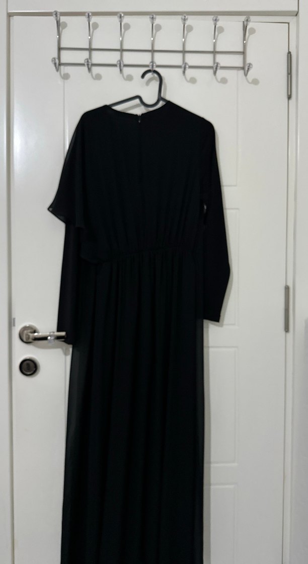 Drapeli Siyah Uzun Kollu Kadın tulum - Görsel 4