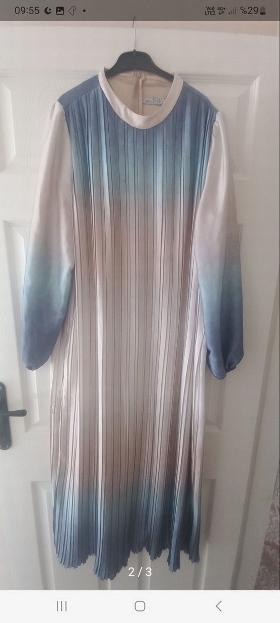 Mavi Piliseli Uzun Kol Elbise - Görsel 2