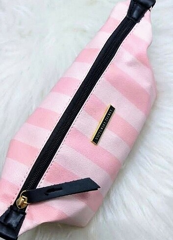 Victoria secret makyaj çantası 