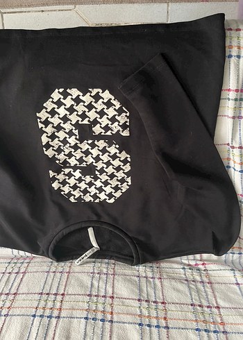 Stradivarius Siyah Baskılı Kadın Sweatshirt - Görsel 6