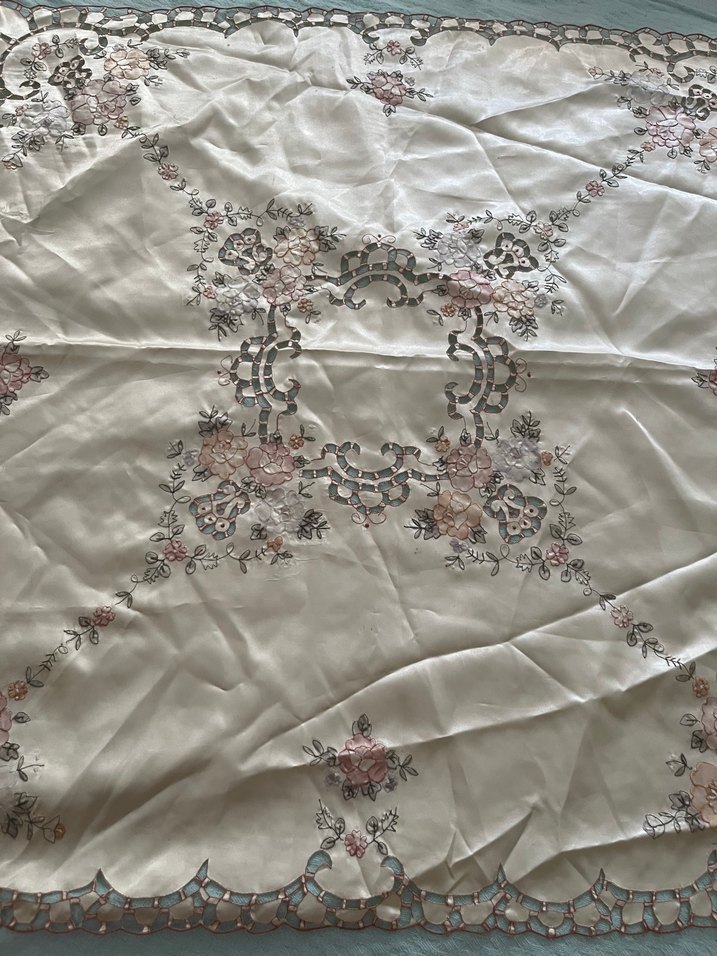 İşlemeli Bohem krem Masa Örtüsü - Görsel 3