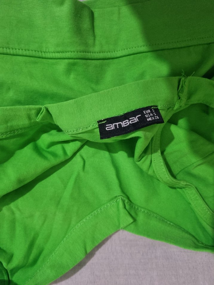 Yeşil V Yakalı Kadın Crop Top - Görsel 3