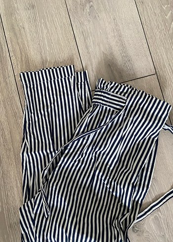 Zara Kadın Lacivert Çizgili Pilili Midi Pantolon - Görsel 2