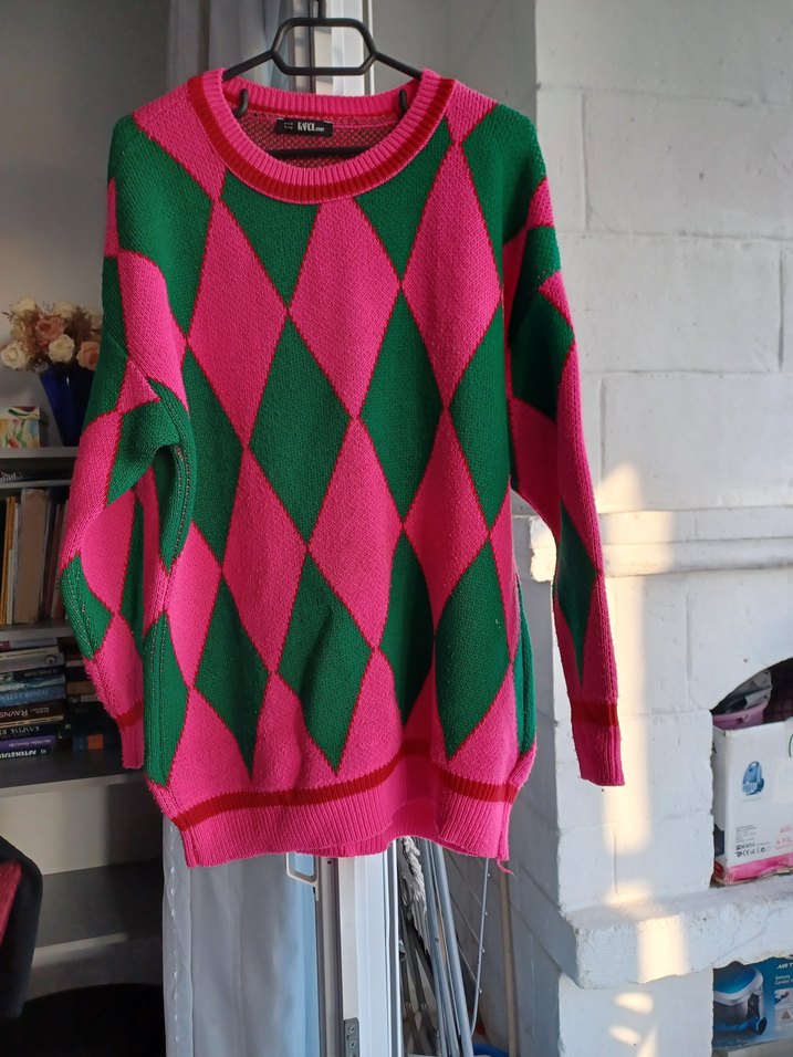 Pembe-Yeşil Desenli Örgü Kadın Kazak - Görsel 3