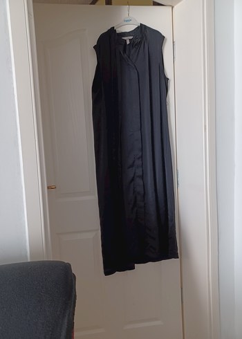 Siyah V Yaka Kolsuz Uzun Elbise - Görsel 4