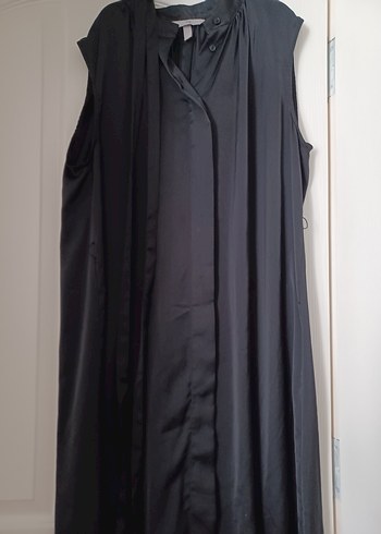 Siyah V Yaka Kolsuz Uzun Elbise - Görsel 2