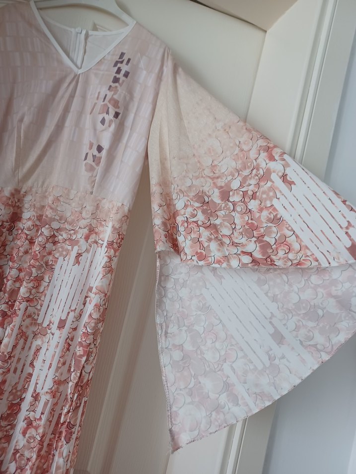 Pembe Bohem Uzun Kollu V Yaka Elbise - Görsel 4