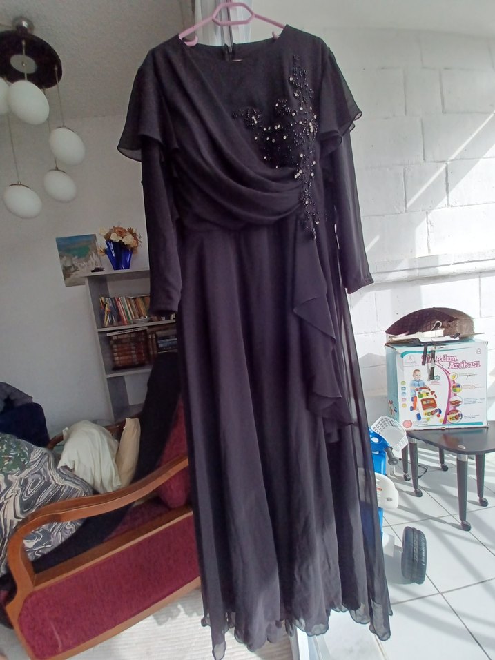 Uzun Siyah Gotik Kadın Abiye Elbise - Görsel 2