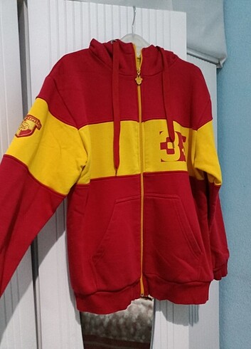 Pull and Bear Göztepe fermuarlı sweatshirt