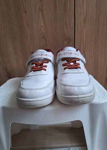 Galatasaray Baskılı Beyaz Erkek Çocuk Spor Ayakkabı - Görsel 2